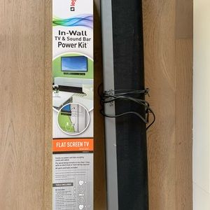 Sonos Arc sound bar for TV plus universal mount